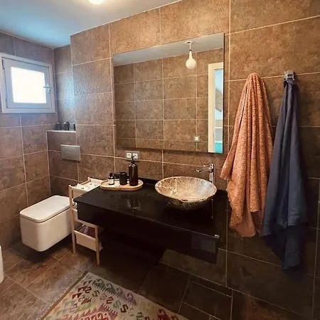 Private Pool Panoramic Views