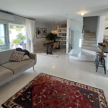 Private Pool Panoramic Views וילה אדחה