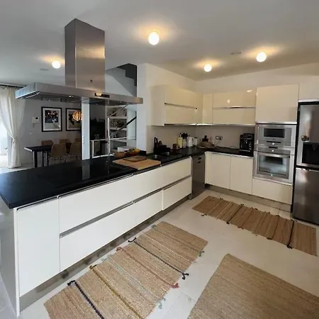 Private Pool Panoramic Views