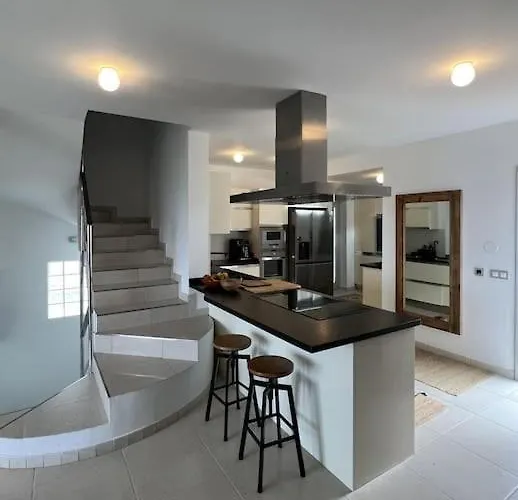 Private Pool Panoramic Views *