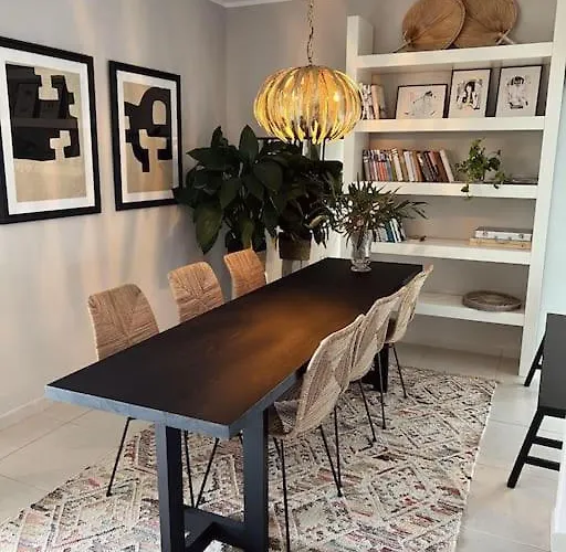 Private Pool Panoramic Views *