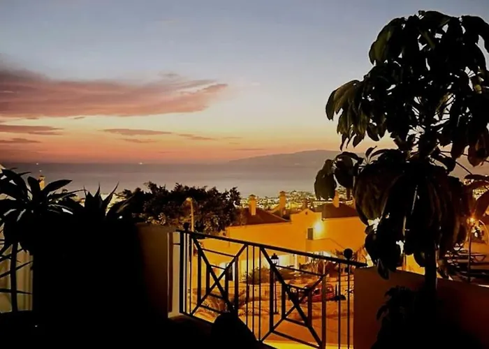 Private Pool Panoramic Views