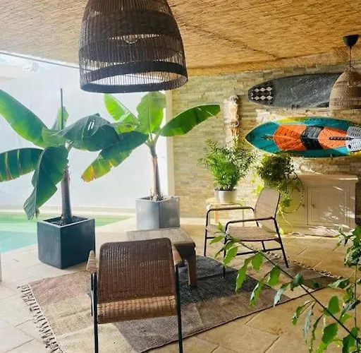 Private Pool Panoramic Views فيلة